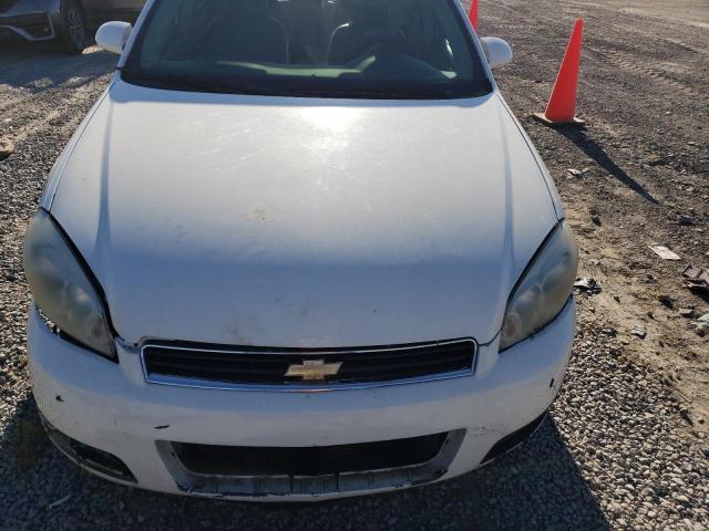 2G1WU583581266715 - 2008 CHEVROLET IMPALA LTZ WHITE photo 11