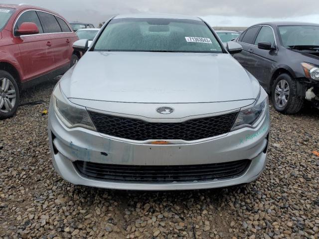 5XXGT4L30HG148808 - 2017 KIA OPTIMA LX SILVER photo 5