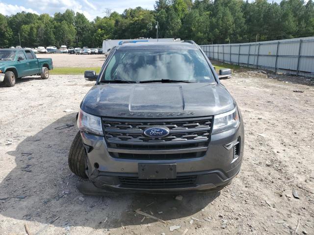 1FM5K8D82JGC65067 - 2018 FORD EXPLORER XLT CHARCOAL photo 5