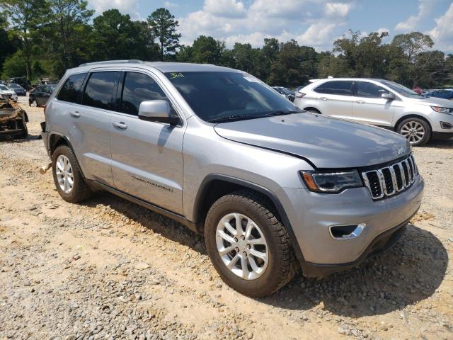 1C4RJEAG2MC624898 - 2021 JEEP GRAND CHEROKEE LAREDO ვერცხლისფერი ფოტო 4