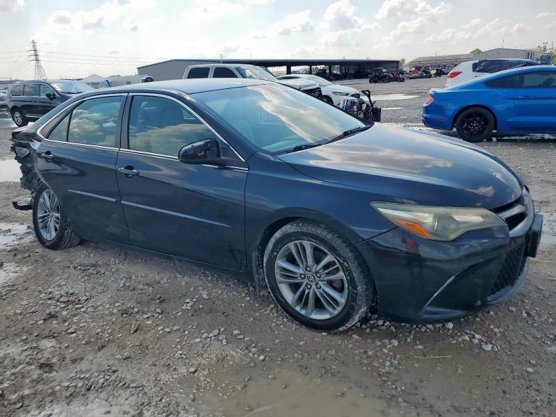 4T1BF1FK7FU012472 - 2015 TOYOTA CAMRY LE BLUE photo 4