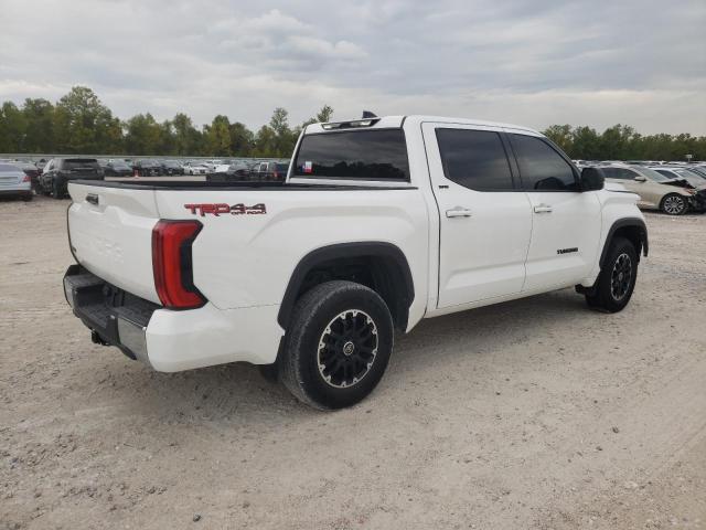 5TFLA5DB8NX001575 - 2022 TOYOTA TUNDRA CREWMAX SR WHITE photo 3