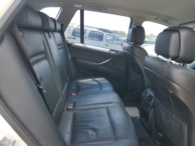 5UXZV4C53D0B12399 - 2013 BMW X5 XDRIVE35I WHITE photo 11