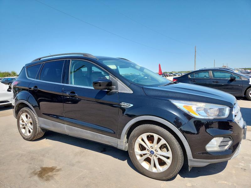 1FMCU0G93JUC41322 - 2018 FORD ESCAPE SE Negro foto 4