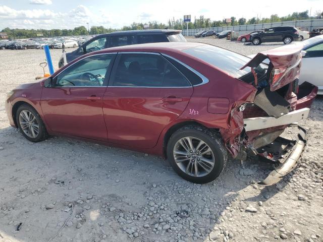 4T1BF1FK1HU679315 - 2017 TOYOTA CAMRY LE RED photo 2