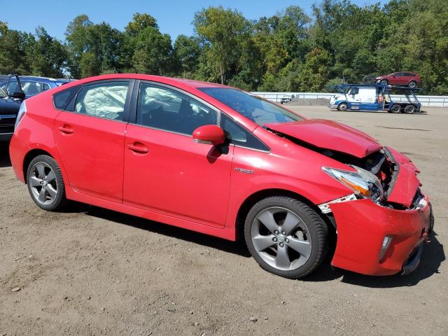 JTDKN3DU9F0405999 - 2015 TOYOTA PRIUS RED photo 4