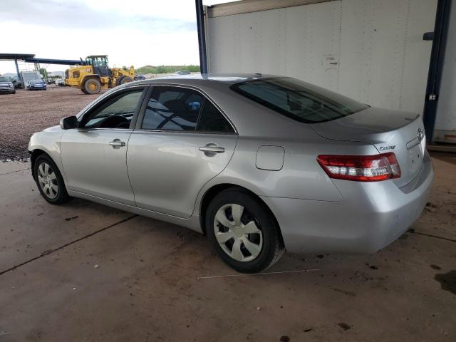 4T4BF3EK2AR028980 - 2010 TOYOTA CAMRY BASE SILVER photo 2