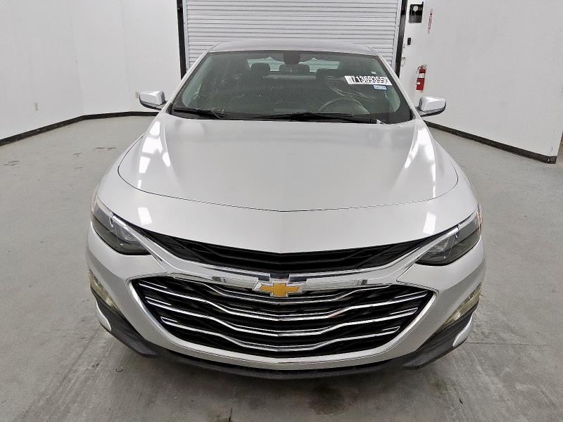 1G1ZD5ST2NF131511 - 2022 CHEVROLET MALIBU LT 银色 照片 5