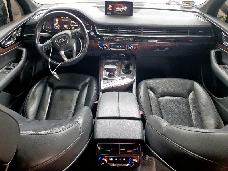 WA1LAAF72HD033374 - 2017 AUDI Q7 PREMIUM PLUS WHITE photo 8