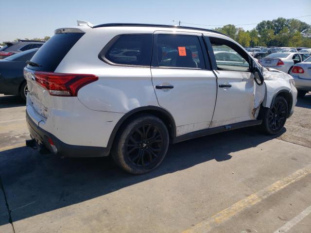 JA4AD3A30KZ028778 - 2019 MITSUBISHI OUTLANDER SE WHITE photo 3