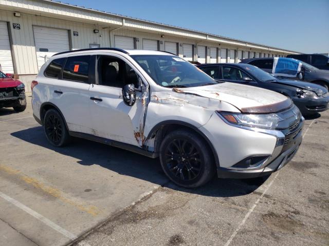 JA4AD3A30KZ028778 - 2019 MITSUBISHI OUTLANDER SE WHITE photo 4