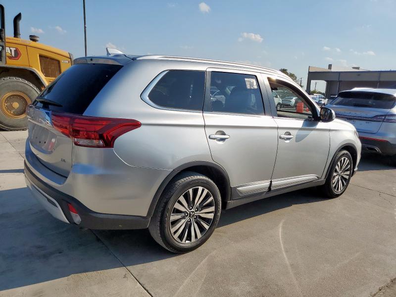 JA4AZ3A30LZ026922 - 2020 MITSUBISHI OUTLANDER SE SILVER photo 3