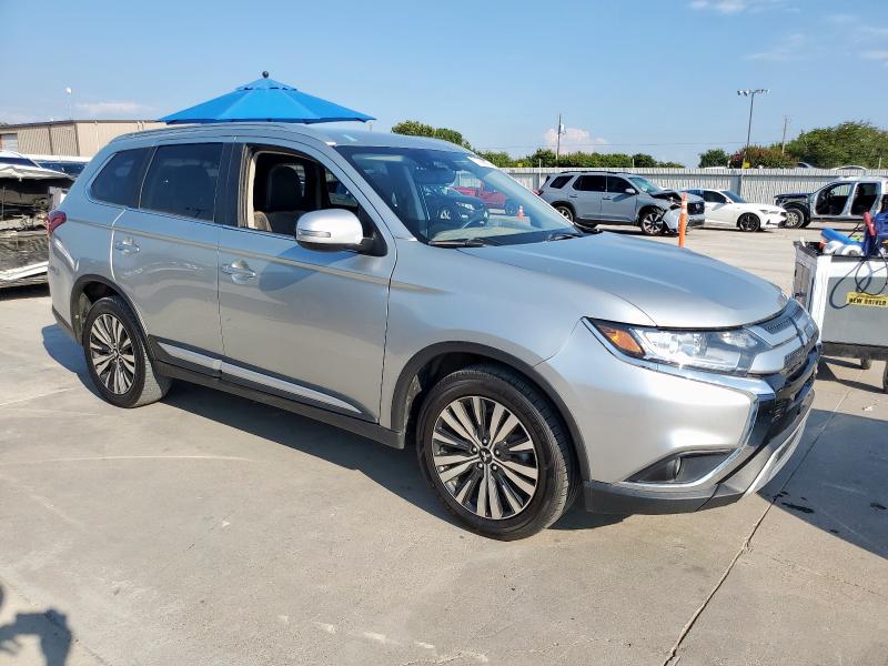 JA4AZ3A30LZ026922 - 2020 MITSUBISHI OUTLANDER SE SILVER photo 4