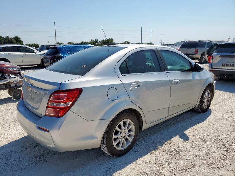 1G1JD5SH7J4140784 - 2018 CHEVROLET SONIC LT فضي صورة 3