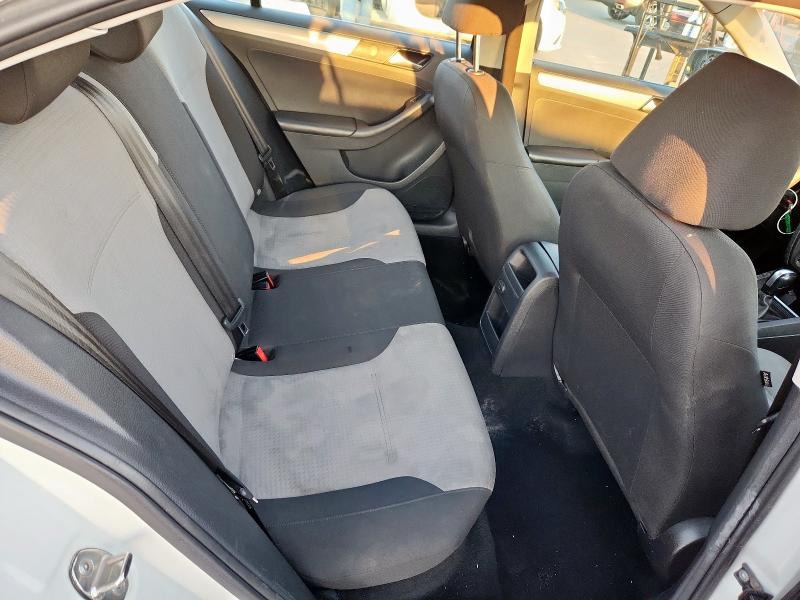 3VW2B7AJ8HM305982 - 2017 VOLKSWAGEN JETTA S WHITE photo 10