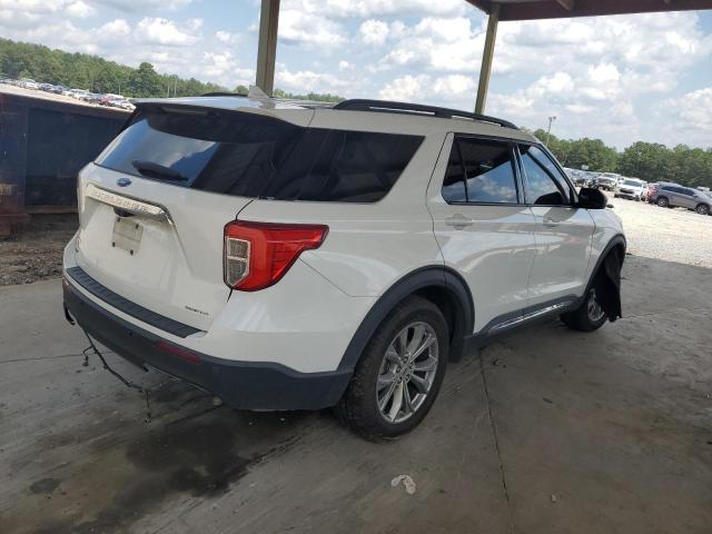 1FMSK7DH1NGA64117 - 2022 FORD EXPLORER XLT WHITE photo 3