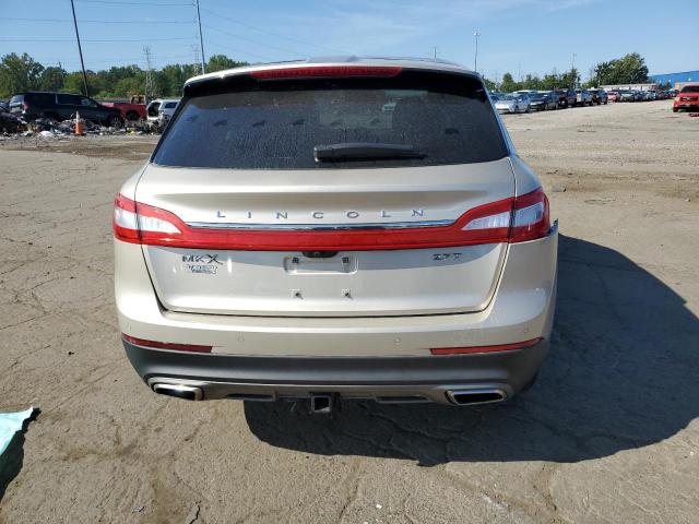 2LMPJ6LP8HBL28686 - 2017 LINCOLN MKX RESERVE Ոսկեգույն լուսանկար 6