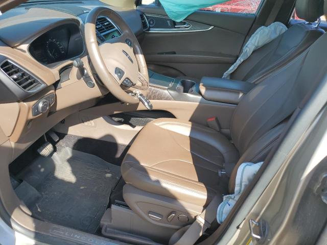 2LMPJ6LP8HBL28686 - 2017 LINCOLN MKX RESERVE Ոսկեգույն լուսանկար 7