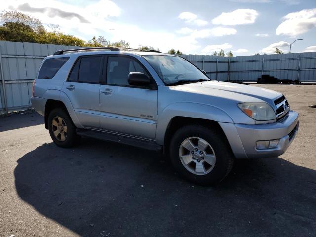 JTEBU14R750071999 - 2005 TOYOTA 4RUNNER SR5 SILVER photo 4