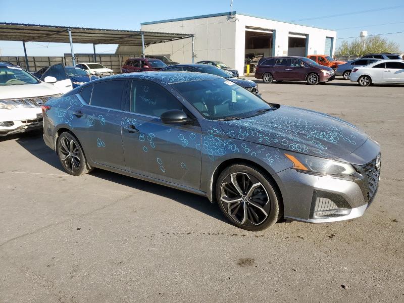 1N4BL4CV2PN312015 - 2023 NISSAN ALTIMA SR GRAY photo 4