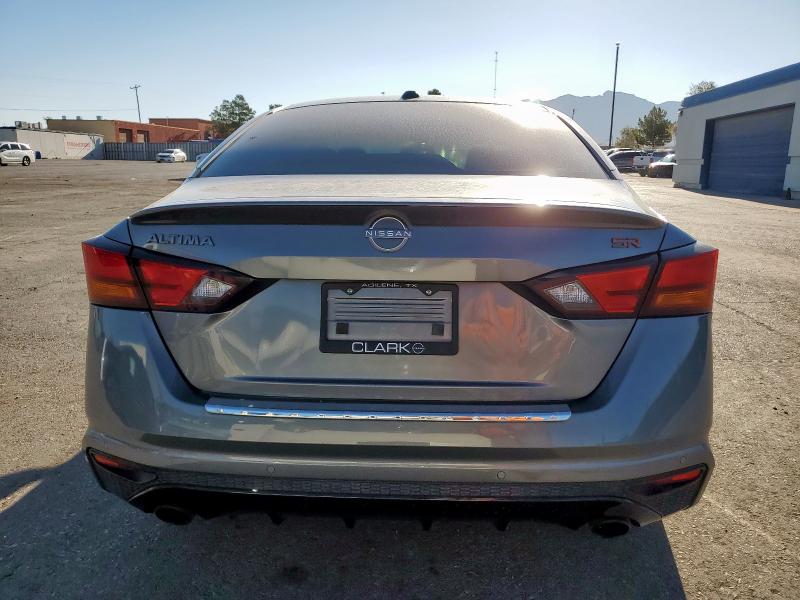 1N4BL4CV2PN312015 - 2023 NISSAN ALTIMA SR GRAY photo 6