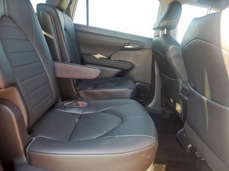 5TDGZRAH9NS118825 - 2022 TOYOTA HIGHLANDER XLE Qırmızı foto 11