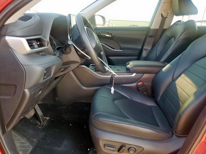 5TDGZRAH9NS118825 - 2022 TOYOTA HIGHLANDER XLE Qırmızı foto 7