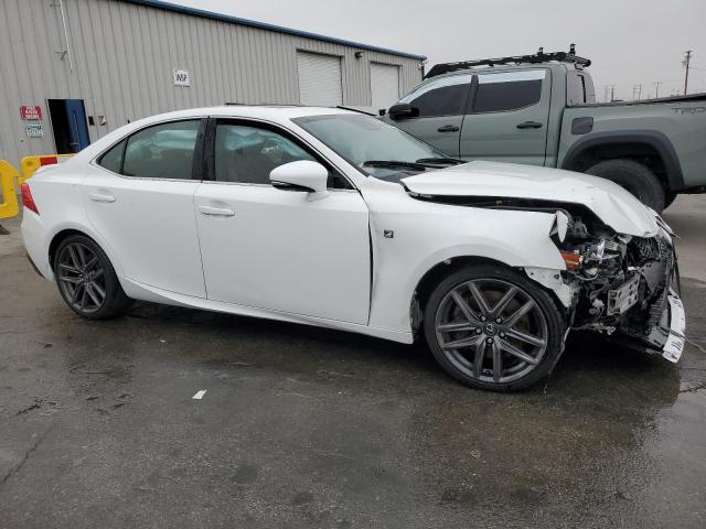 JTHBA1D21J5074134 - 2018 LEXUS IS 300 WHITE photo 4