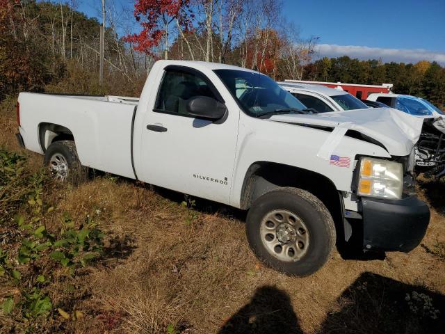 1GCEC14X67Z598868 - 2007 CHEVROLET SILVERADO C1500 CLASSIC WHITE photo 4