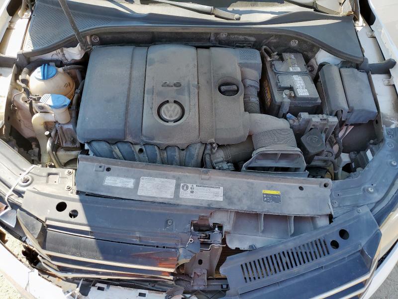 1VWBH7A35DC135348 - 2013 VOLKSWAGEN PASSAT SE WHITE photo 11