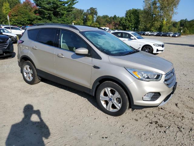 1FMCU9GD2HUB82766 - 2017 FORD ESCAPE SE BEIGE photo 4