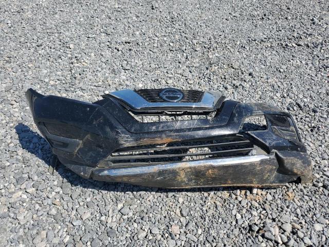 KNMAT2MT1JP612504 - 2018 NISSAN ROGUE S أسود صورة 13