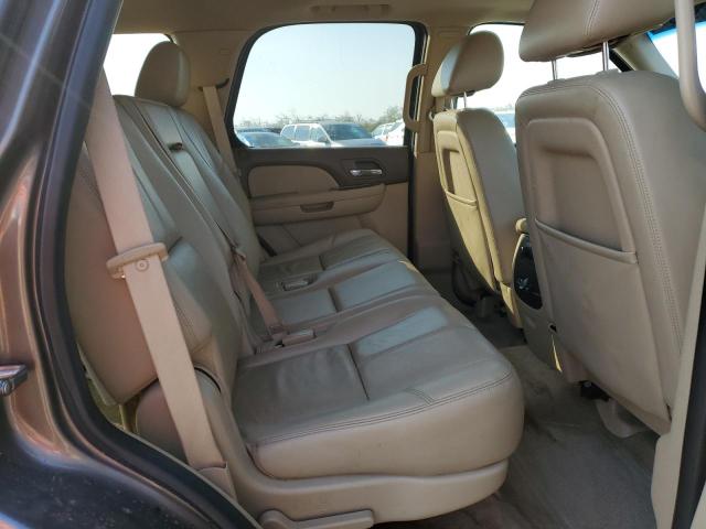 1GNSKBE00CR226599 - 2012 CHEVROLET TAHOE K1500 LT TAN photo 10