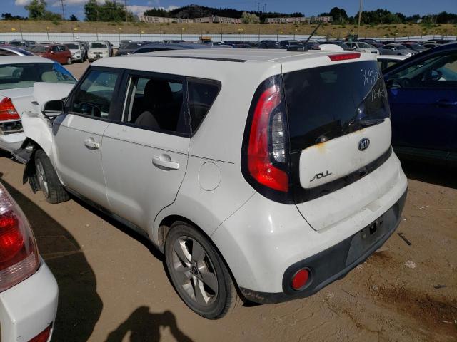 KNDJN2A24K7915011 - 2019 KIA SOUL WHITE photo 2