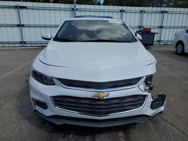 1G1ZH5SX8GF283397 - 2016 CHEVROLET MALIBU PREMIER WHITE photo 5