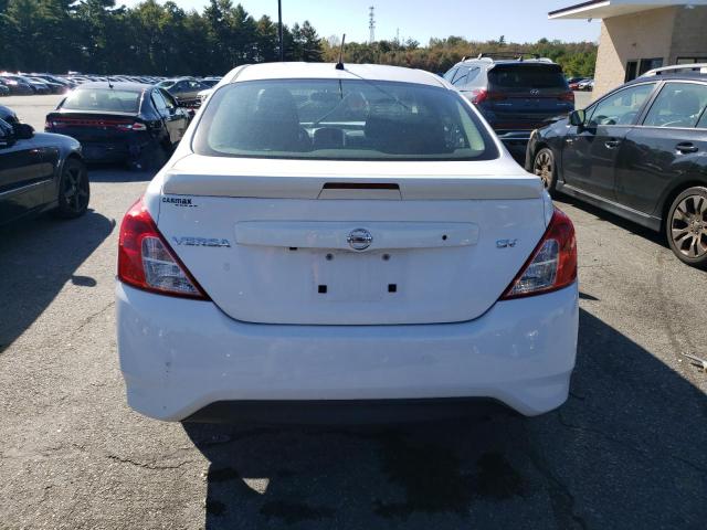 3N1CN7AP1KL847055 - 2019 NISSAN VERSA S WHITE photo 6