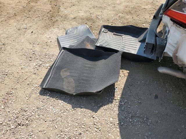 19XFC2F63KE010623 - 2019 HONDA CIVIC LX Weiß Foto 12