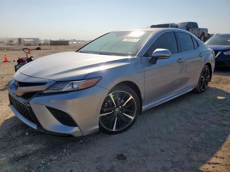 2019 TOYOTA CAMRY XSE, 