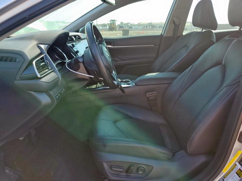 4T1B61HK9KU207383 - 2019 TOYOTA CAMRY XSE SILVER photo 7