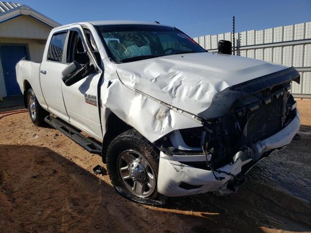 3C6UR4DL4JG281484 - 2018 RAM 2500 SLT თეთრი ფოტო 4