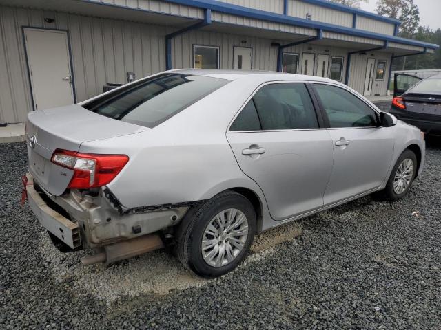 4T1BF1FK4EU354430 - 2014 TOYOTA CAMRY L SILVER photo 3