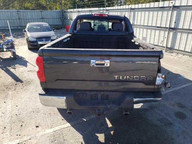 5TFRM5F1XFX090802 - 2015 TOYOTA TUNDRA DOUBLE CAB SR/SR5 GRAY photo 6