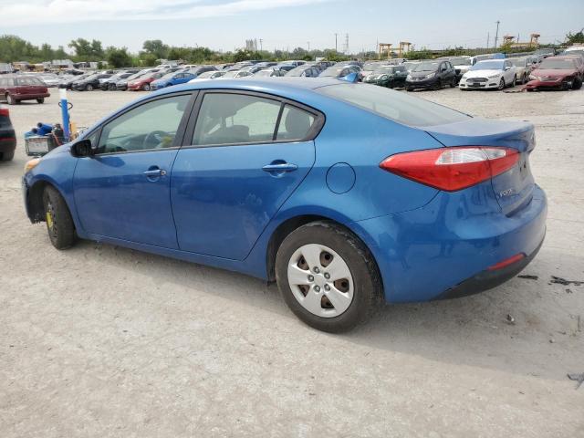 KNAFX4A61F5302065 - 2015 KIA FORTE LX BLUE photo 2