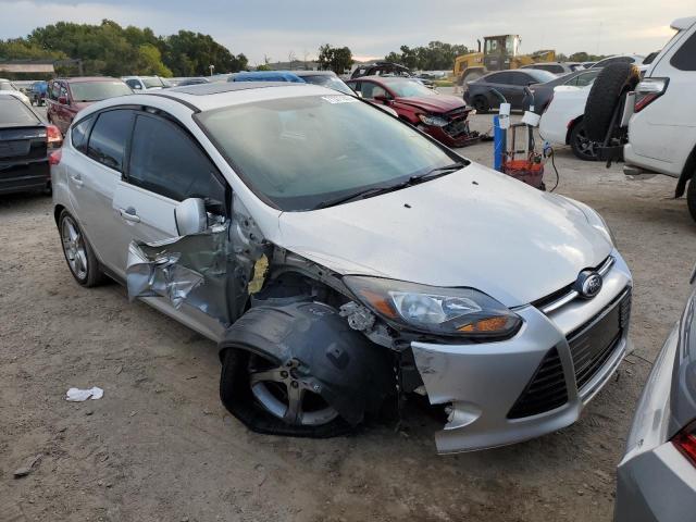 1FADP3N22EL268763 - 2014 FORD FOCUS TITANIUM SILVER photo 4