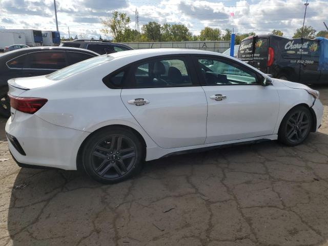 3KPF34AD8ME320187 - 2021 KIA FORTE GT LINE WHITE photo 3