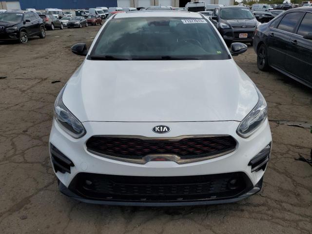 3KPF34AD8ME320187 - 2021 KIA FORTE GT LINE WHITE photo 5