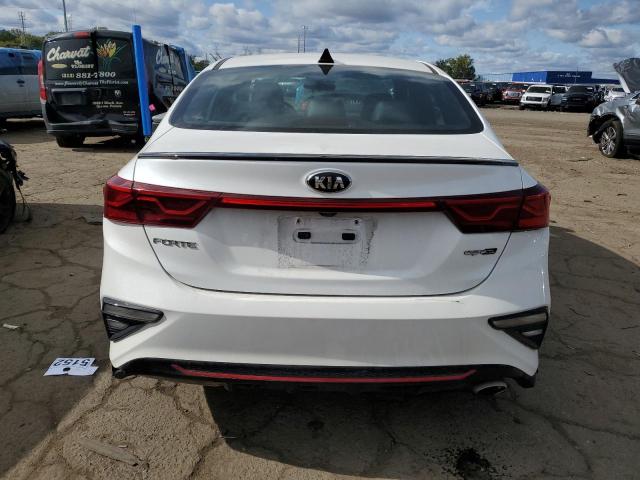 3KPF34AD8ME320187 - 2021 KIA FORTE GT LINE WHITE photo 6