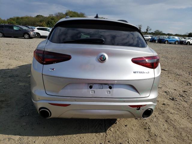 ZASPAKAN6L7C92340 - 2020 ALFA ROMEO STELVIO SILVER photo 6