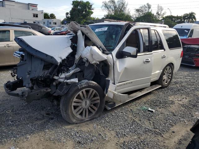 5LMJJ2H57CEL07484 - 2012 LINCOLN NAVIGATOR WHITE photo 1