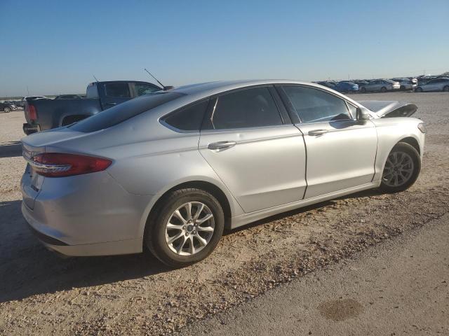 3FA6P0G76JR240282 - 2018 FORD FUSION S SILVER photo 3